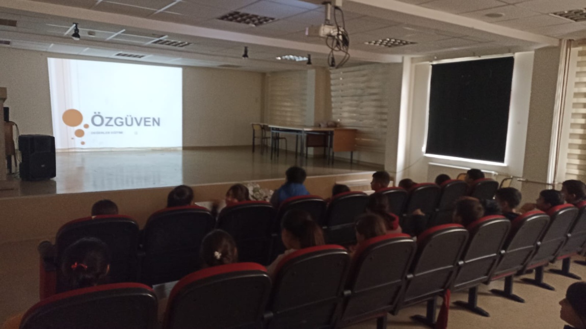 ÖZGÜVEN GELİŞTİRME SEMİNERİ